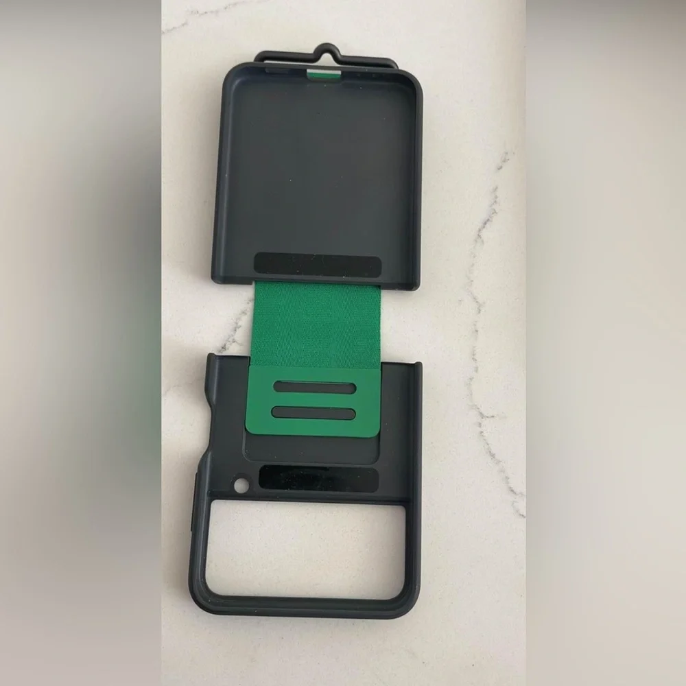 NEW Samsung Galaxy Z Flip4 Cover strap